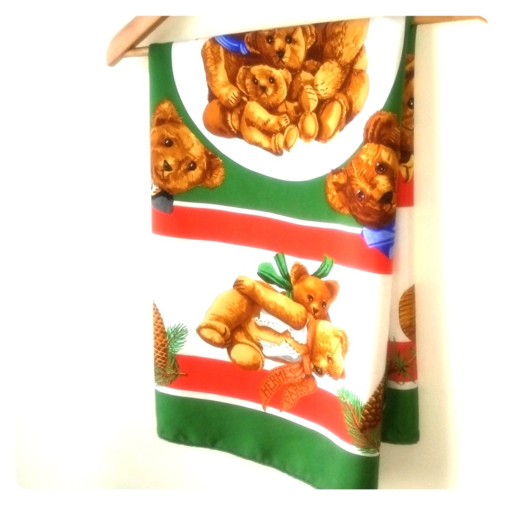 Final Price!!HERMES PARIS, scarf.